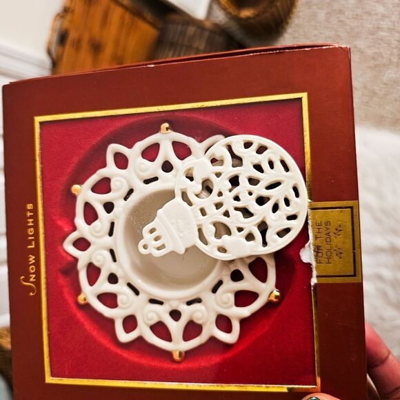 New VTG Set Of 2 Lenox Tealight Candle Holder & A Pierced Snowman Charm Decor. - Picture 7 of 9